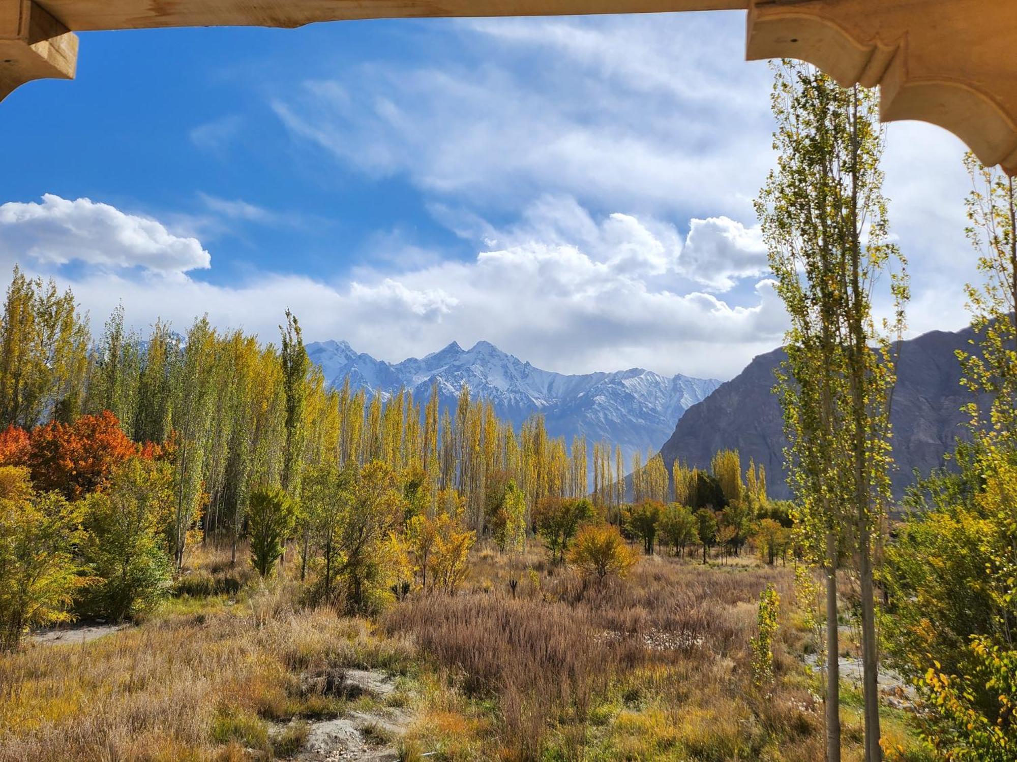 Lharimo Hotel Leh - Ladakh Kültér fotó